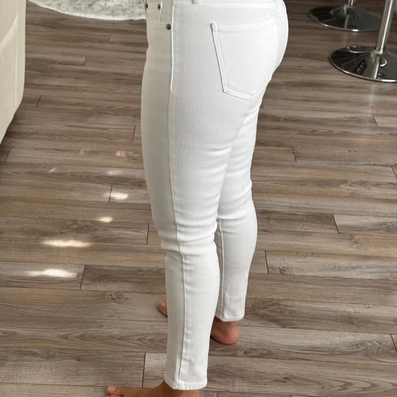 Women's White Skinny Jeans